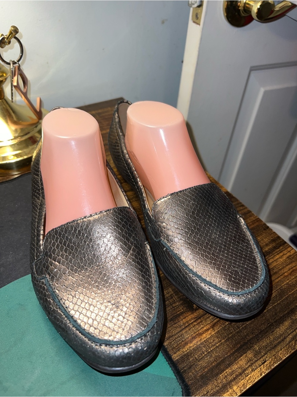 Easy Spirit Metallic Brown Snake-Texture Loafers